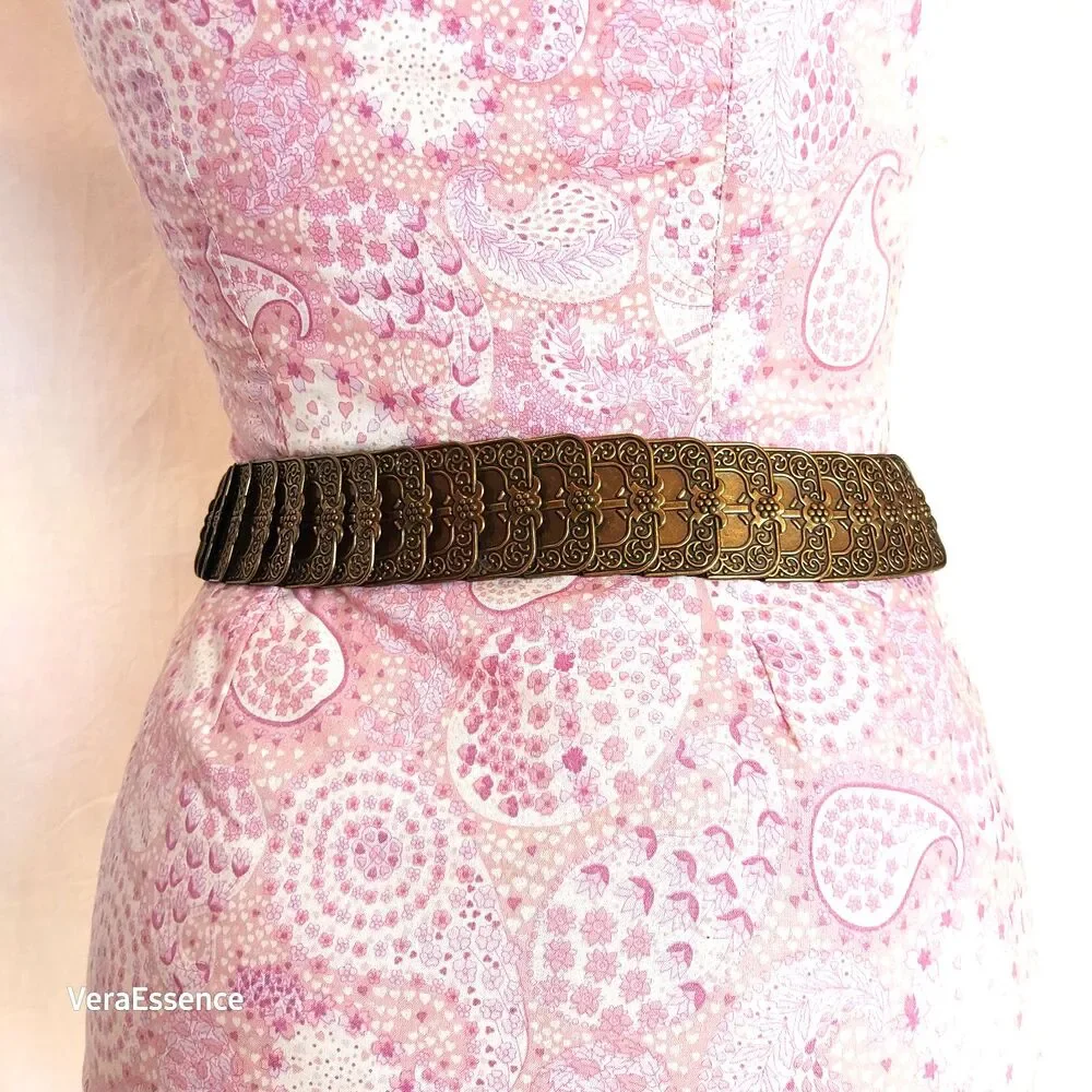 VINTAGE METAL SCALLOPED ELASTIC BELT RHINESTONES FLOWER BUCKLE HANDCRAFTED